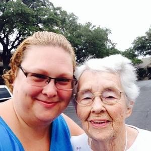 Meet your Posher, Andrea